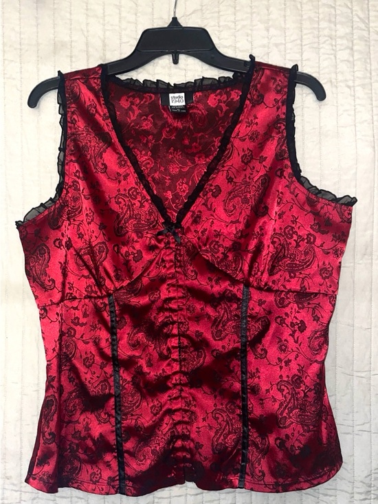 Studio 1940 Tops - Studio 1940 Red and Black Satin Brocade Sleeveless Top XL